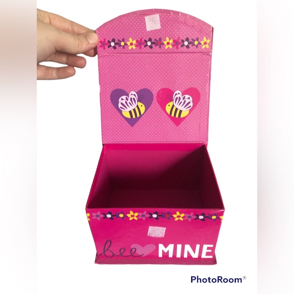 Hobby Lobby Other 42 Bumblebee Nesting Box Poshmark